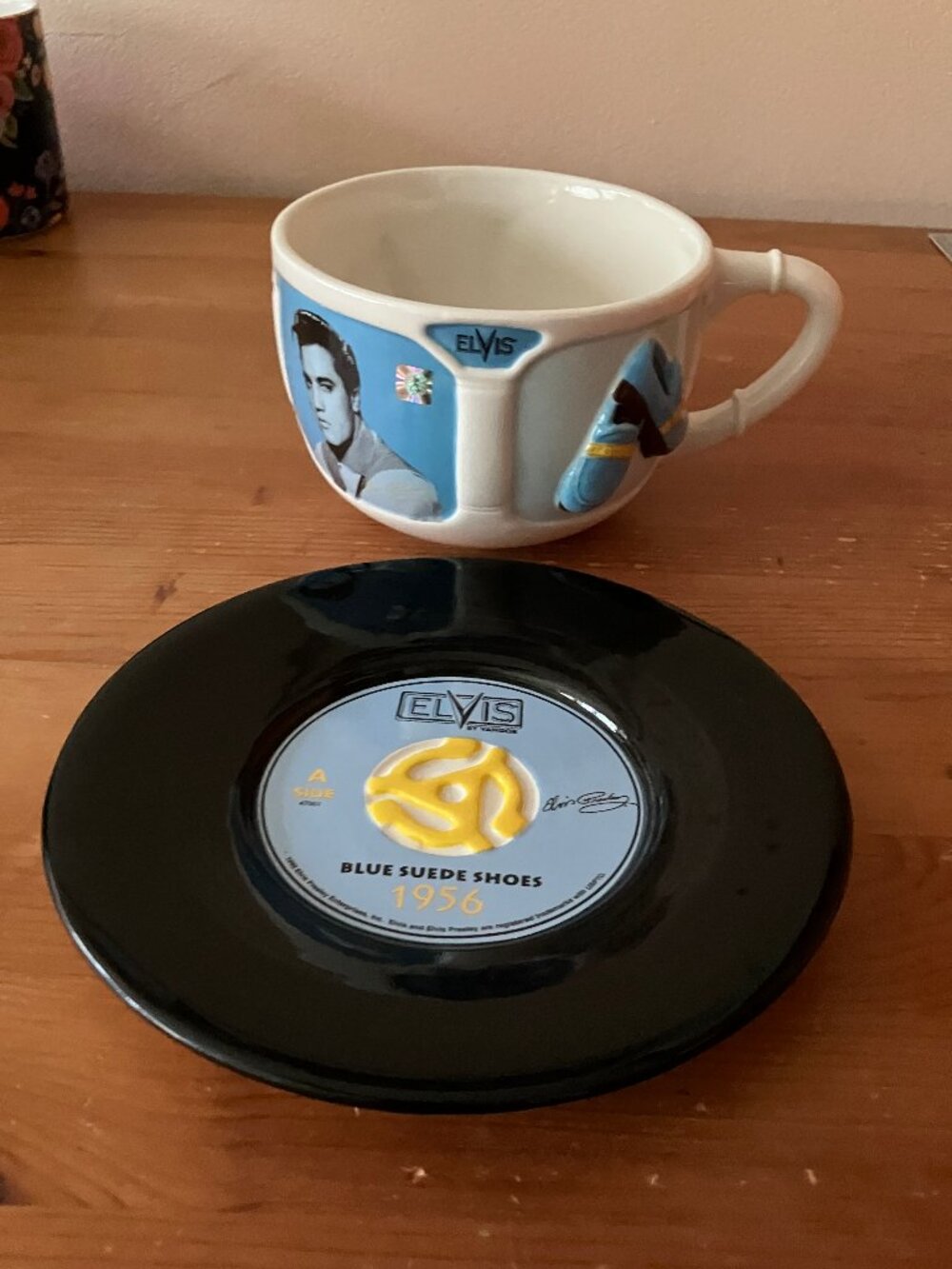 VTG Elvis Presley "Blue Suede Shoes" ceramic coffee mug & record-shaped sauser